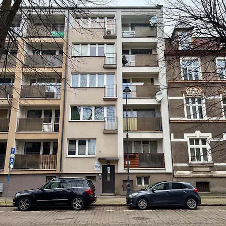 Near Old Town I 2 Rooms I Kitchen I 41M2 Апартаменты