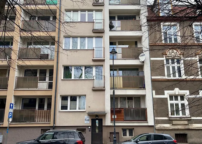 Near Old Town I 2 Rooms I Kitchen I 41M2 Апартаменты